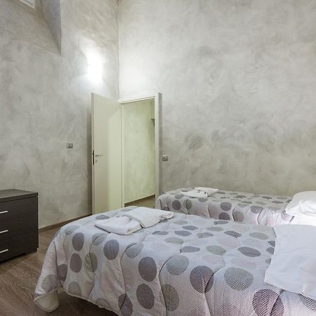 Piazza Pitti 2 Bedroom Florencia Exterior foto