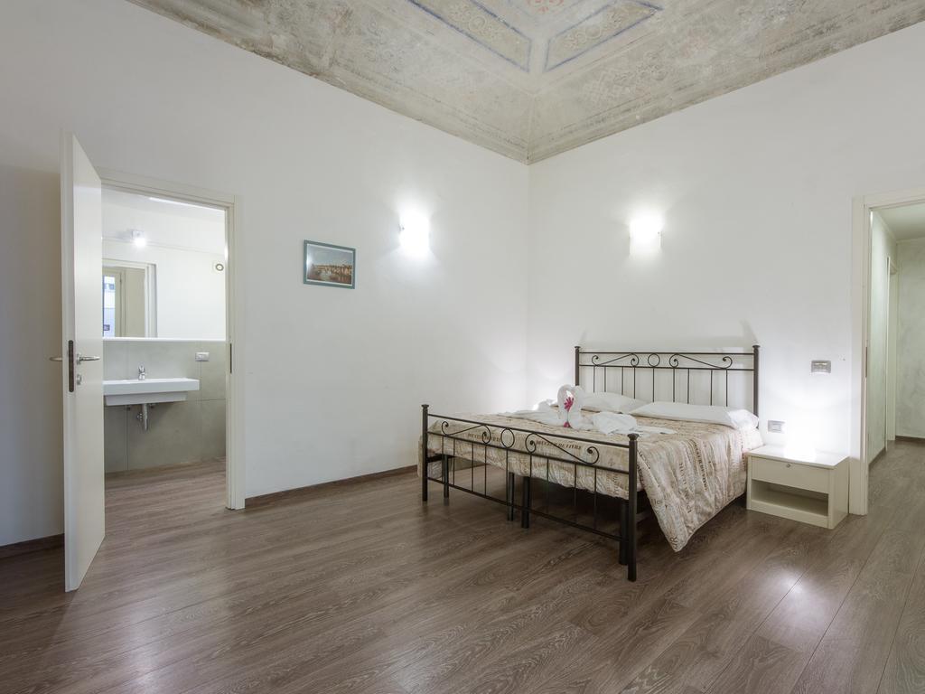 Piazza Pitti 2 Bedroom Florencia Exterior foto