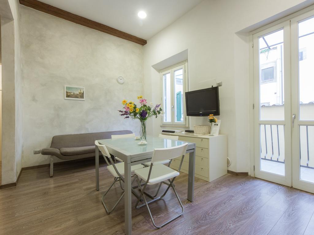 Piazza Pitti 2 Bedroom Florencia Exterior foto